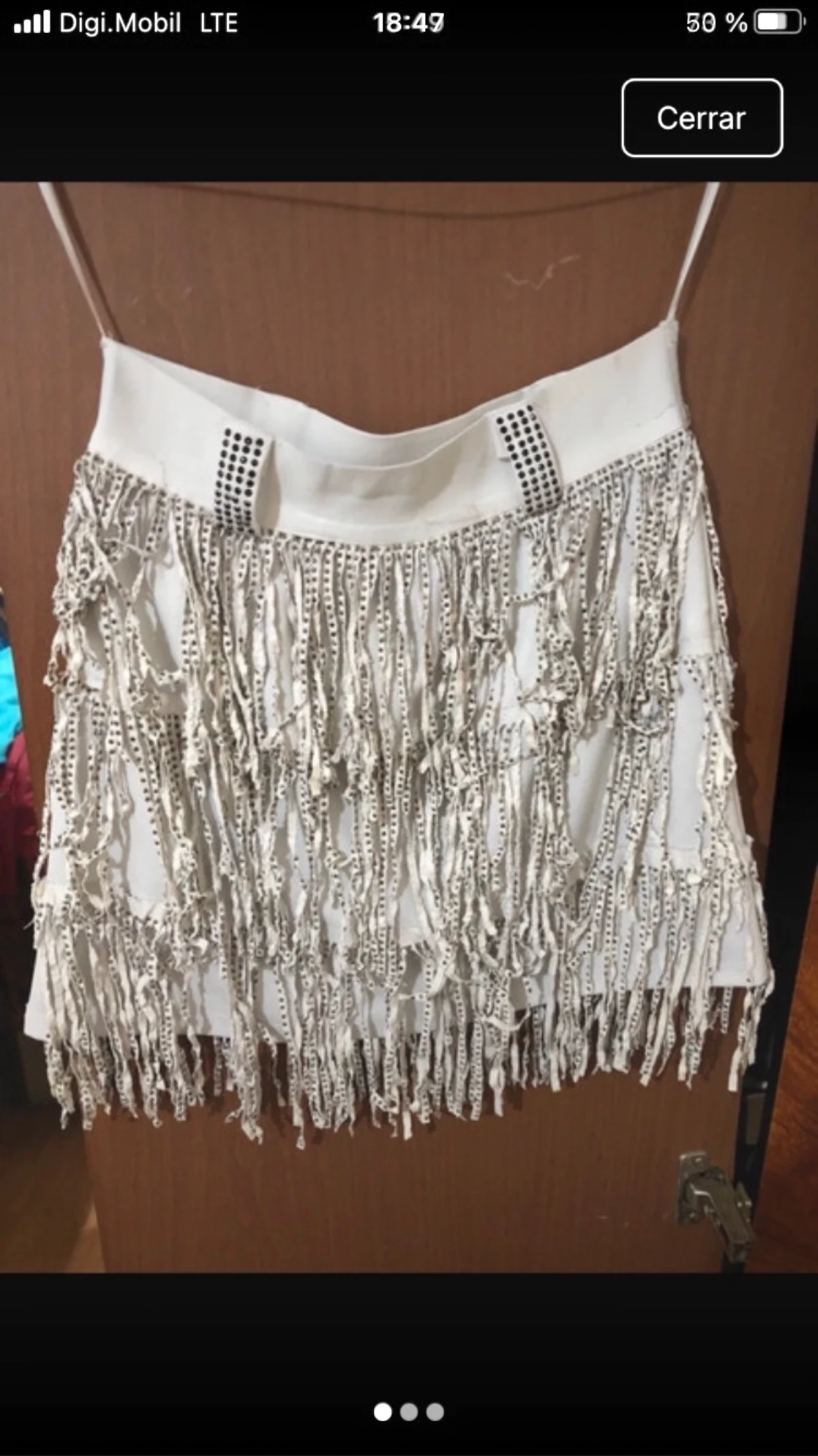 Falda blanca flecos 